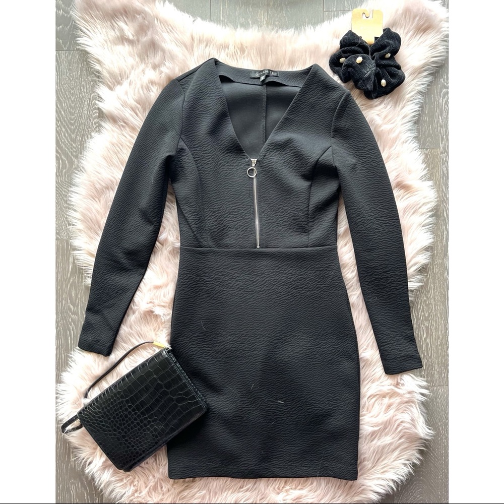 🖤Zip-front Bodycon Dress (s)